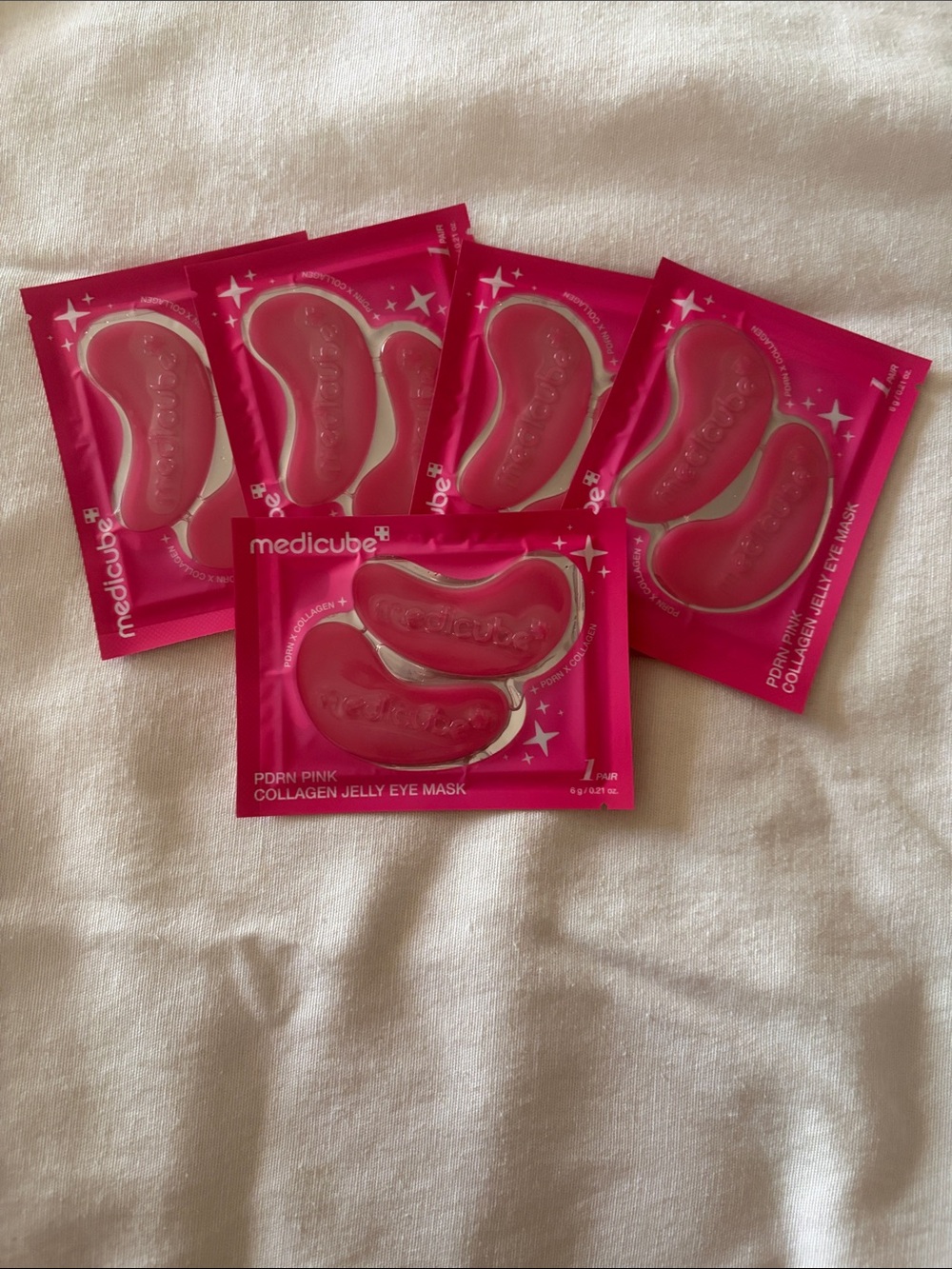 Medicube Pink Collagen Jelly Eye Mask - Hydrating Eye Primer Treatment
